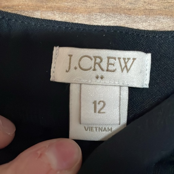 J. Crew size 12 Black Super Soft and Stretchy Mini Skirt with Back Zip Closure - Picture 2 of 7